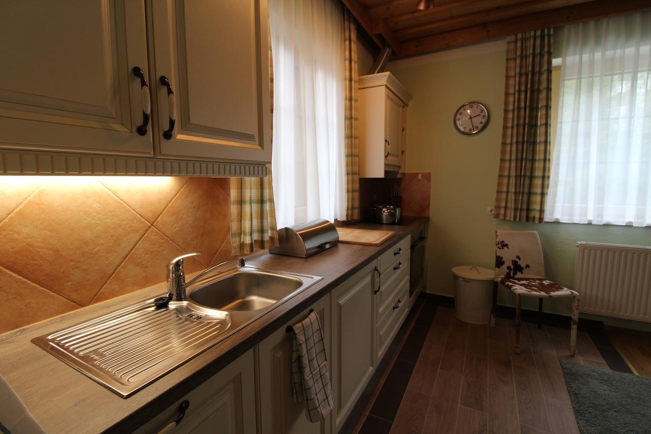 Haus Laerchegg Wellness Apartments 바트키르히하임 외부 사진